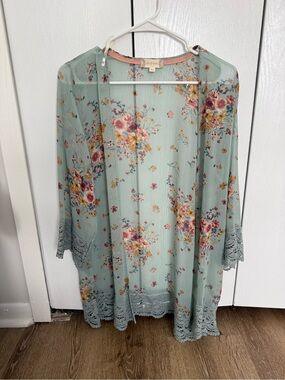 Altar’d State Floral Lace-Trim Kimono Cardigan in Sage Green